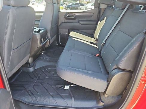 Used 2025 Chevrolet Silverado 1500 LT RWD image 24