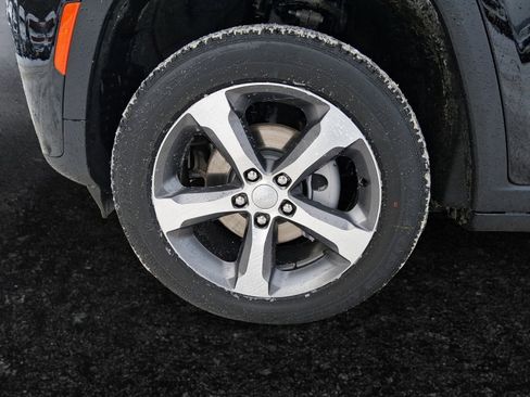 New 2026 Jeep Grand Cherokee Limited image 15