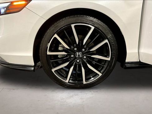 Certified 2023 Honda Accord Touring image 34
