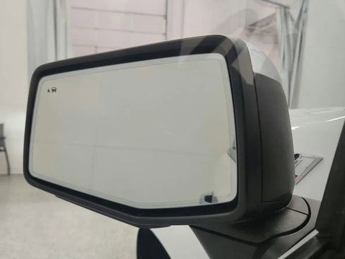 Used 2019 Chevrolet Silverado 1500 LTZ w/ LTZ Premium Package image 25