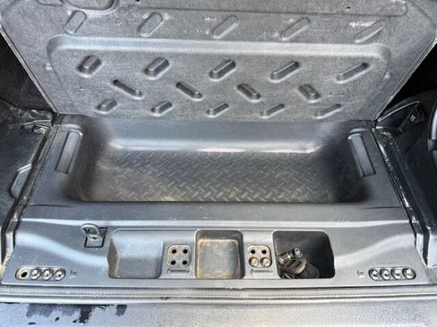 Used 2014 Jeep Wrangler Unlimited Sahara image 30