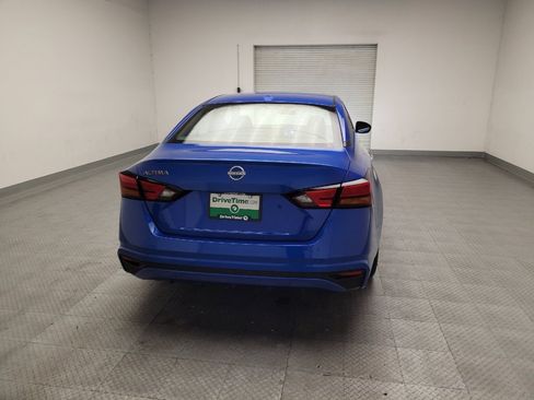 Used 2025 Nissan Altima 2.5 SV FWD image 7