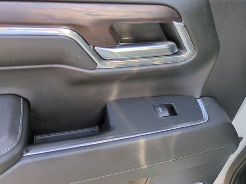 Used 2024 GMC Sierra 1500 SLT RWD image 14