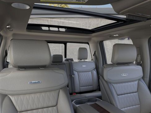 New 2026 Ford F250 Platinum w/ Platinum Plus Package image 44