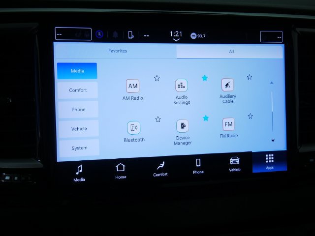 Used 2024 Chrysler Pacifica Touring-L FWD image 29