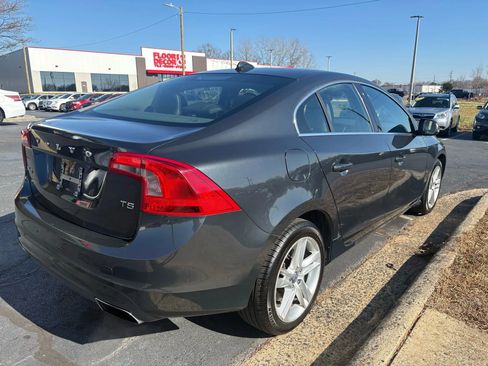 Used 2014 Volvo S60 T5 image 7