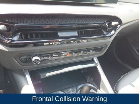 Used 2025 BMW 330i Sedan image 30