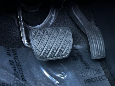 Certified 2025 INFINITI QX60 Luxe w/ Black Edition image 49