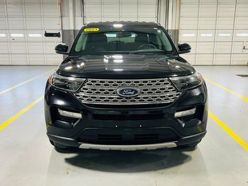 Used 2021 Ford Explorer Limited w/ Hybrid Equipment Group 310A AWD/4WD image 16