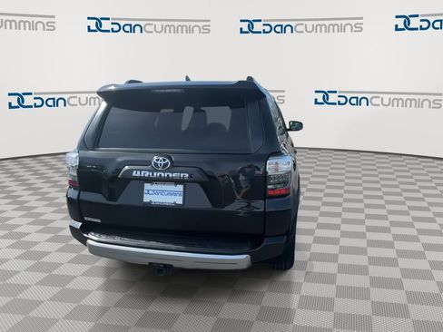 Used 2019 Toyota 4Runner TRD Off-Road Premium AWD/4WD image 7