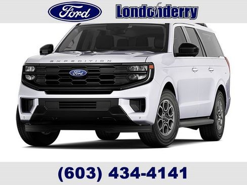 Used 2025 Ford Expedition Active AWD/4WD image 1