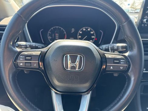 Used 2024 Honda Pilot Touring image 34