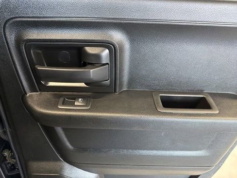 Used 2019 RAM 1500 Express image 43