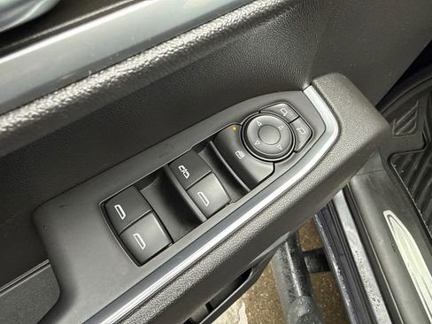 Used 2022 Chevrolet Silverado 1500 LT image 23