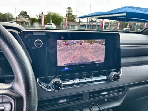 Certified 2023 Chevrolet Colorado W/T image 14