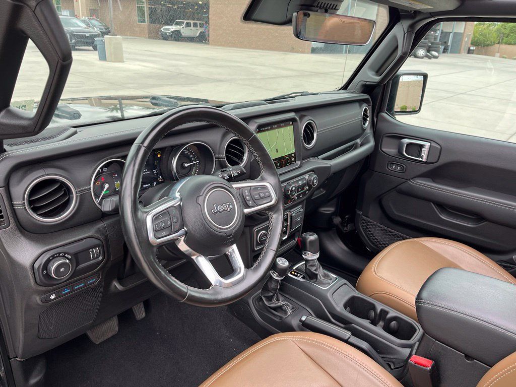 Used 2023 Jeep Wrangler Unlimited Sahara w/ Cold Weather Group AWD/4WD image 13