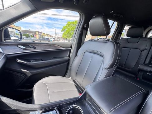 New 2026 Jeep Grand Cherokee Limited AWD/4WD image 14