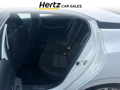 Used 2025 Nissan Sentra SV image 7