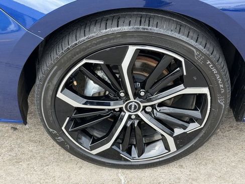 Used 2024 Nissan Altima 2.5 SR image 8