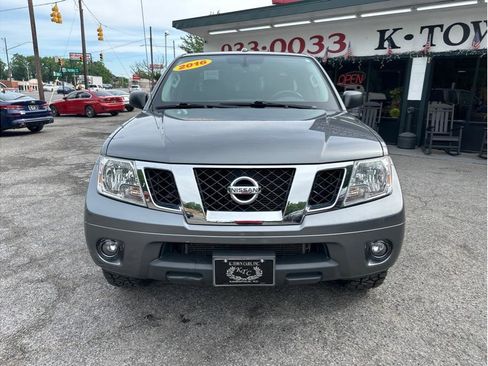 Used 2016 Nissan Frontier SV w/ SV Value Truck Package AWD/4WD image 2