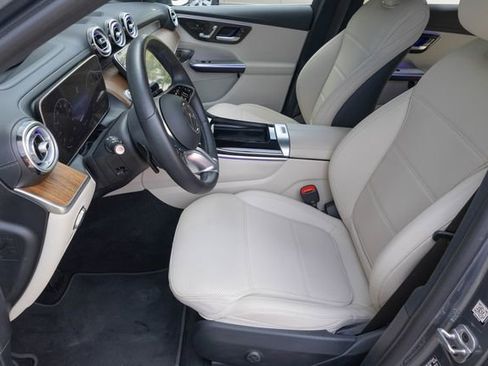 Used 2023 Mercedes-Benz GLC 300 4MATIC w/ Pinnacle Trim Package image 15