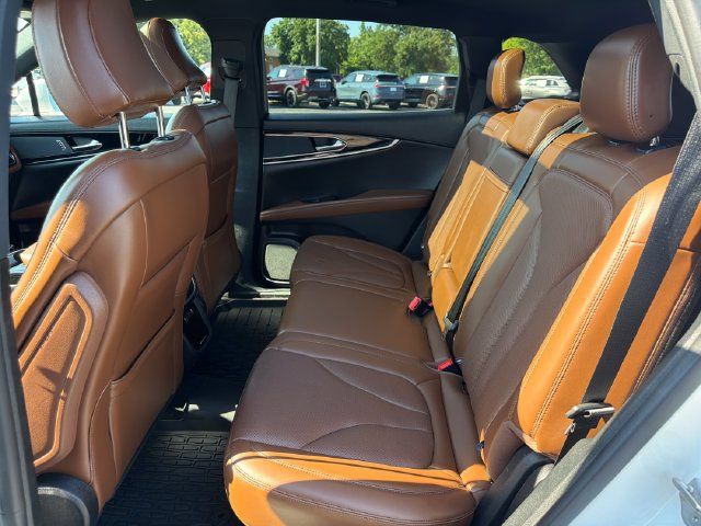 Certified 2023 Lincoln Nautilus Reserve AWD/4WD image 28
