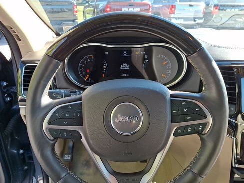 Used 2021 Jeep Grand Cherokee Overland image 21