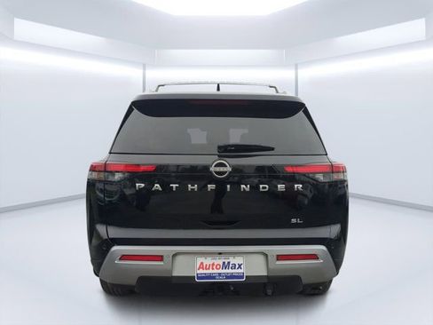 Used 2025 Nissan Pathfinder SL w/ SL Premium Package FWD image 4