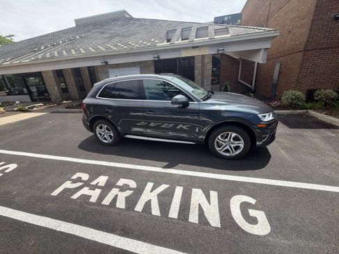 Used 2018 Audi Q5 2.0T Premium Plus w/ Premium Plus Package AWD/4WD image 6