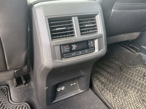 Used 2021 Volkswagen Atlas SEL AWD/4WD image 25