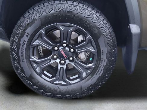 Used 2025 GMC Canyon Elevation w/ Convenience Package RWD image 26