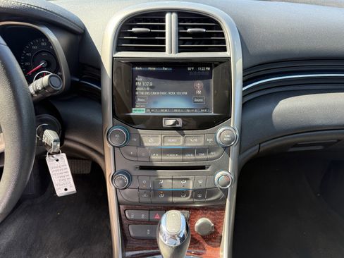 Used 2013 Chevrolet Malibu LT w/ Power Convenience Package image 17