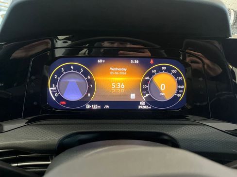 Certified 2022 Volkswagen GTI Autobahn FWD image 3