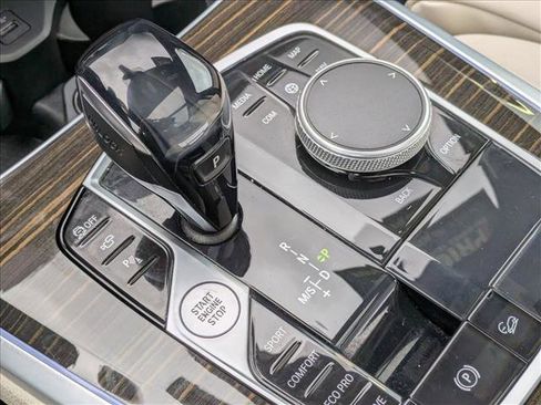 Used 2021 BMW X5 xDrive40i w/ Convenience Package image 12