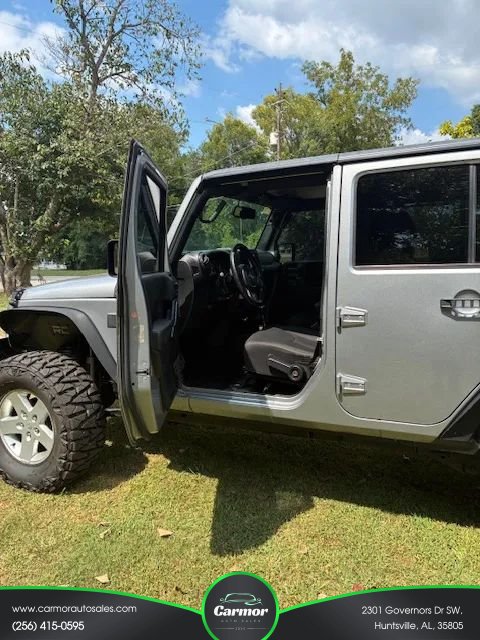 Used 2018 Jeep Wrangler Unlimited Sport S AWD/4WD image 3