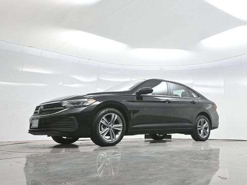 Used 2024 Volkswagen Jetta SE FWD image 58