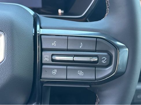 New 2026 GMC Canyon AT4 w/ Technology Plus Package AWD/4WD image 34