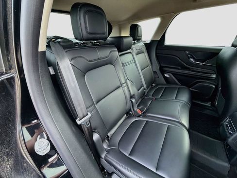Used 2024 Lincoln Corsair AWD image 28