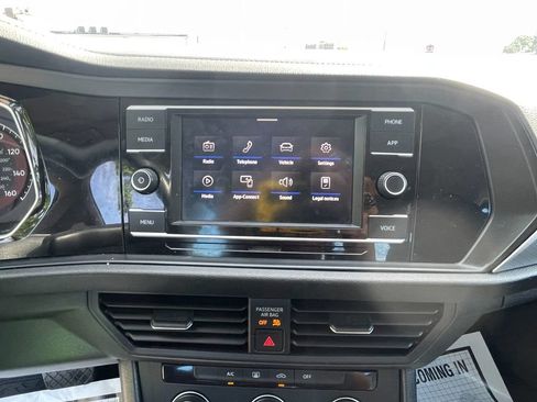 Used 2020 Volkswagen Jetta S w/ Driver Assistance Package FWD image 20