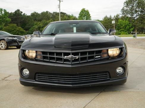 Used 2010 Chevrolet Camaro SS RWD image 15