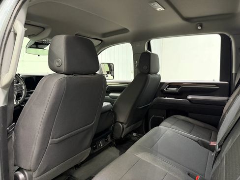 Used 2026 Chevrolet Silverado 2500 LT AWD/4WD image 16