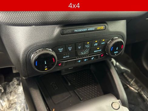 Used 2023 Ford Bronco Sport Outer Banks w/ Tech Package AWD/4WD image 10