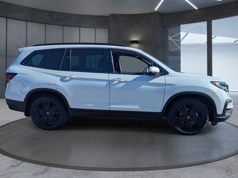 Used 2021 Honda Pilot Black Edition image 7