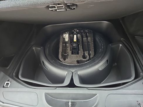 Used 2020 Jeep Grand Cherokee Limited image 52