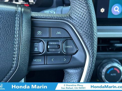 Used 2024 Toyota Tacoma TRD Off-Road image 29