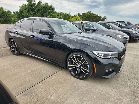 Used 2021 BMW 330i Sedan w/ M Sport Package RWD image 1