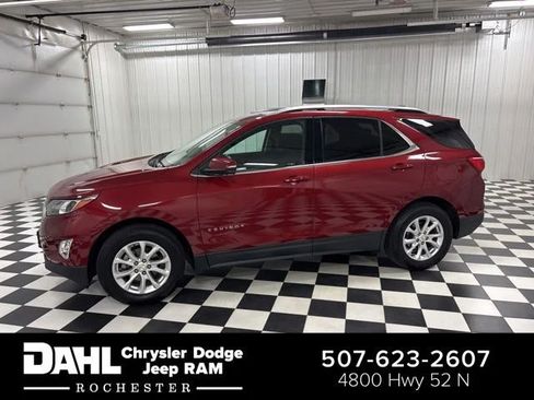 Used 2018 Chevrolet Equinox LT w/ Sun & Infotainment Package AWD/4WD image 1