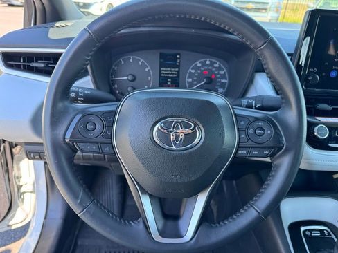 Used 2025 Toyota Corolla SE FWD image 13