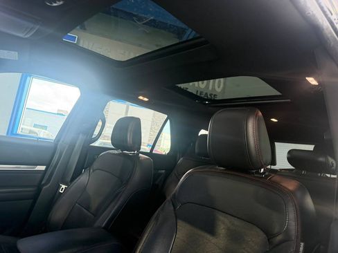 Used 2018 Ford Explorer Sport AWD/4WD image 16