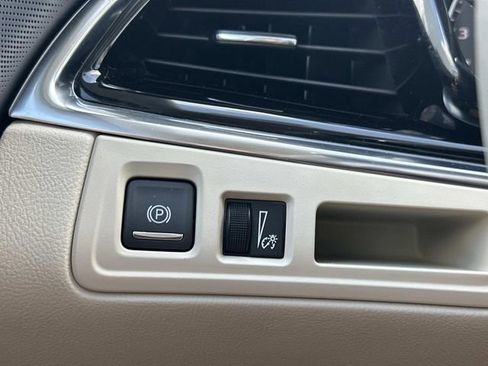 Used 2024 Cadillac XT6 Premium Luxury w/ LPO, Floor Liner Package AWD/4WD image 27